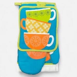 Colorful Teacup Kitchen Oven Mitt Set NWOT